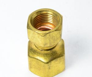 1/2 to 3/8 Od Reducer Tube Swivel Coupling Female Sae 45 Degree Flare Brass Fitting 34R-86